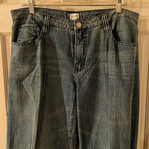 Cache size 12 blue high waist wide leg jeans Trouser style - Picture 5 of 16